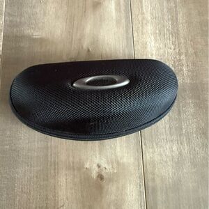Oakley Sunglasses Eyeglasses Case Clamshell Semi Hard Zipper Black Textured